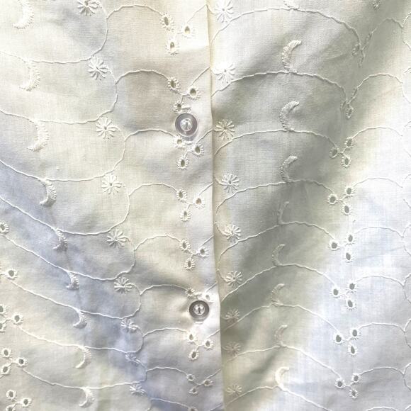 White Eyelet VTG rrrruss Sun and Moon Embroidered Sleeveless Ruffle Blouse 12 - Picture 6 of 7